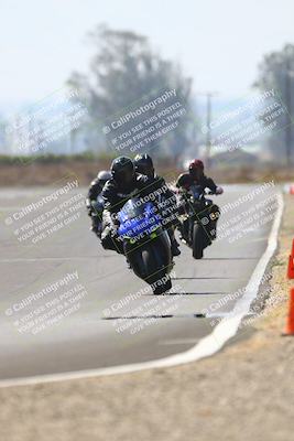 media/Sep-20-2025-TrackDaz (Sat) [[27f0cde673]]/B Group/220pm (Turn 9)/